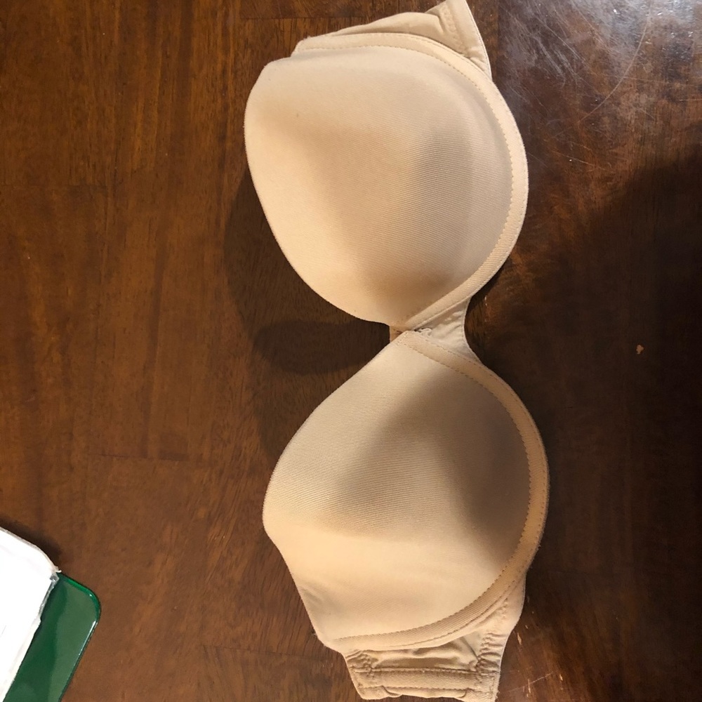 Strapless nude bra, 36B